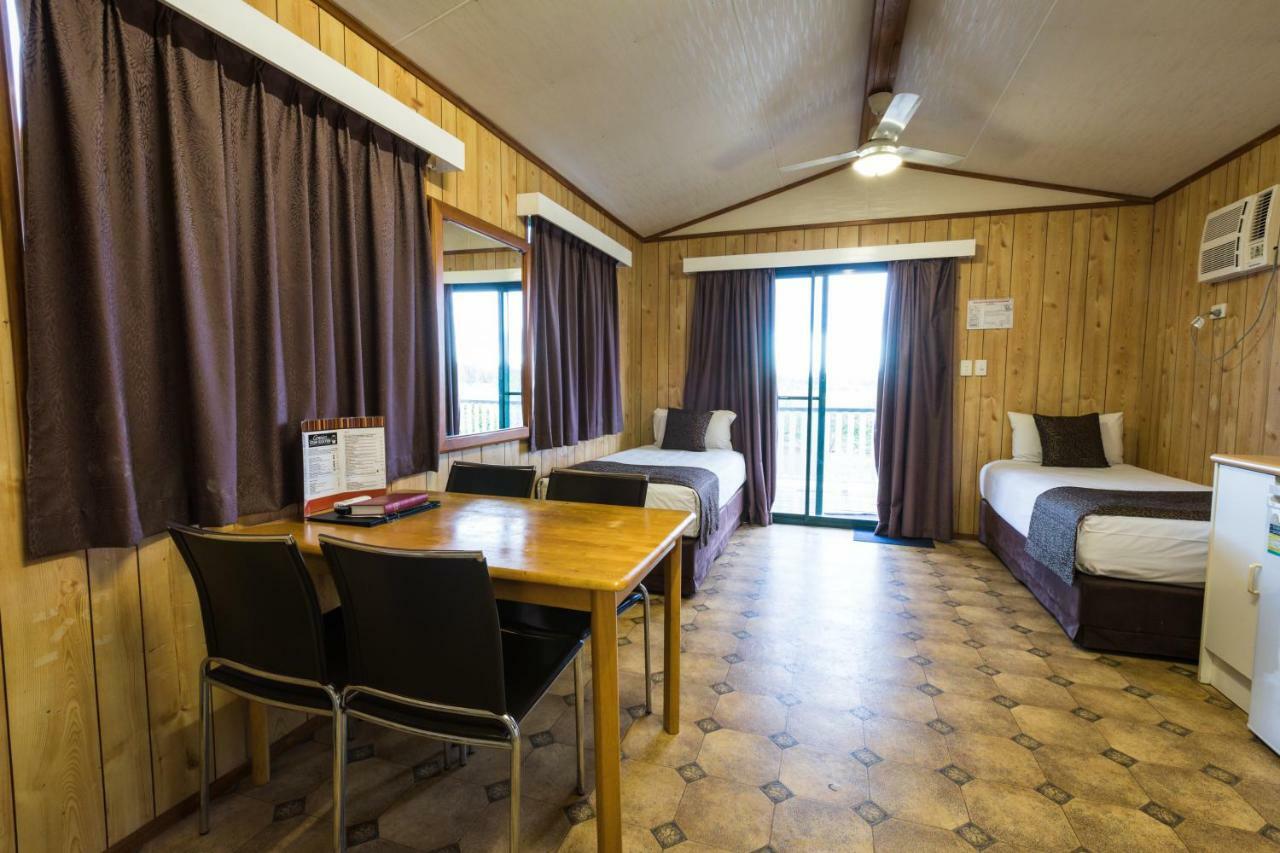 Hotel Settlers Biloela Exteriör bild
