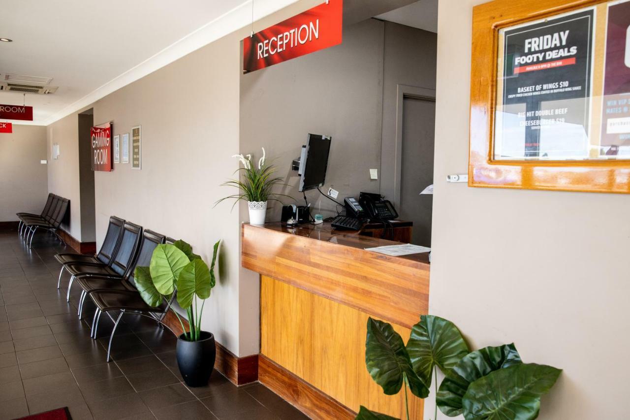 Hotel Settlers Biloela Exteriör bild